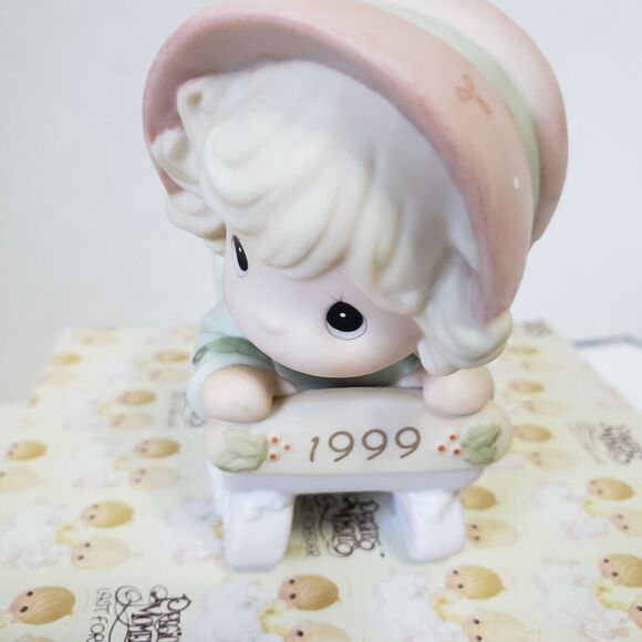 Precious Moments Slide Into The Next Millenium With Joy 1999 Annual Figurine Vtg - Picture 5 of 11